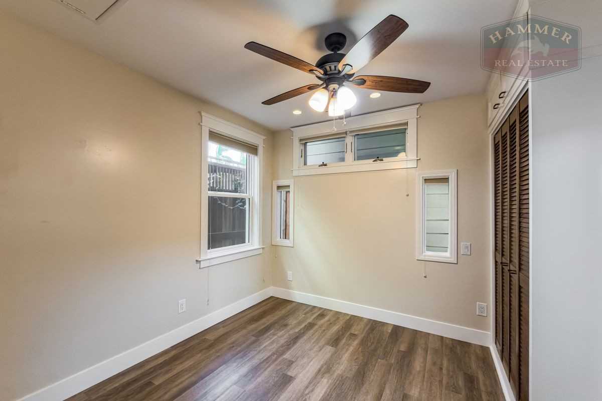 3422 28th St - Photo 3 of 21