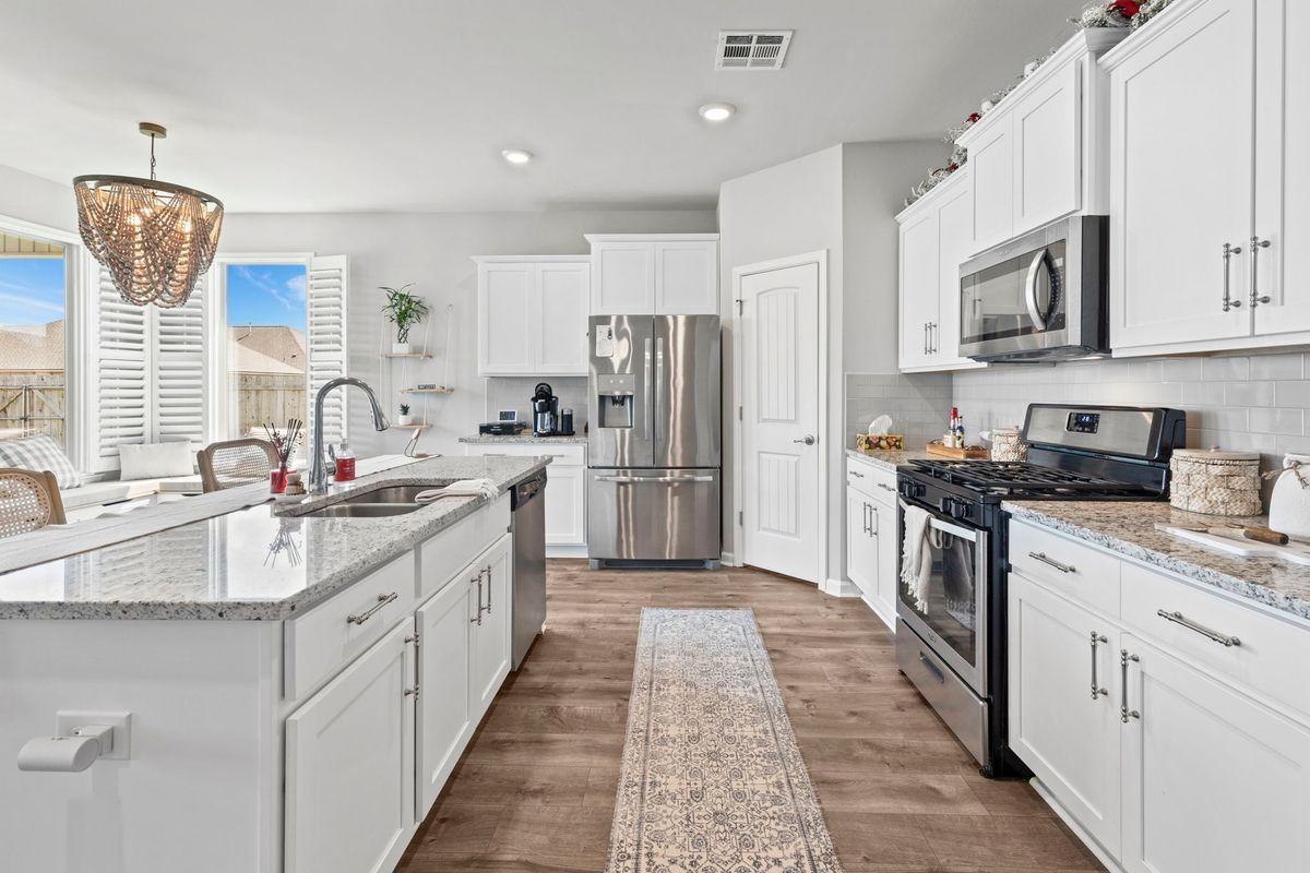 294 Windsor Woods Dr - Photo 4 of 11