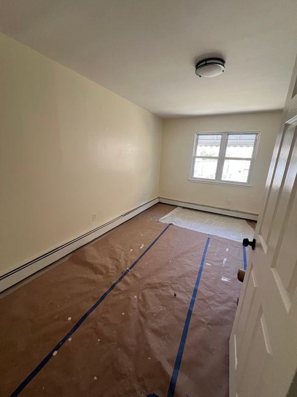 13912 Springfield Blvd ##1 - Photo 3 of 7