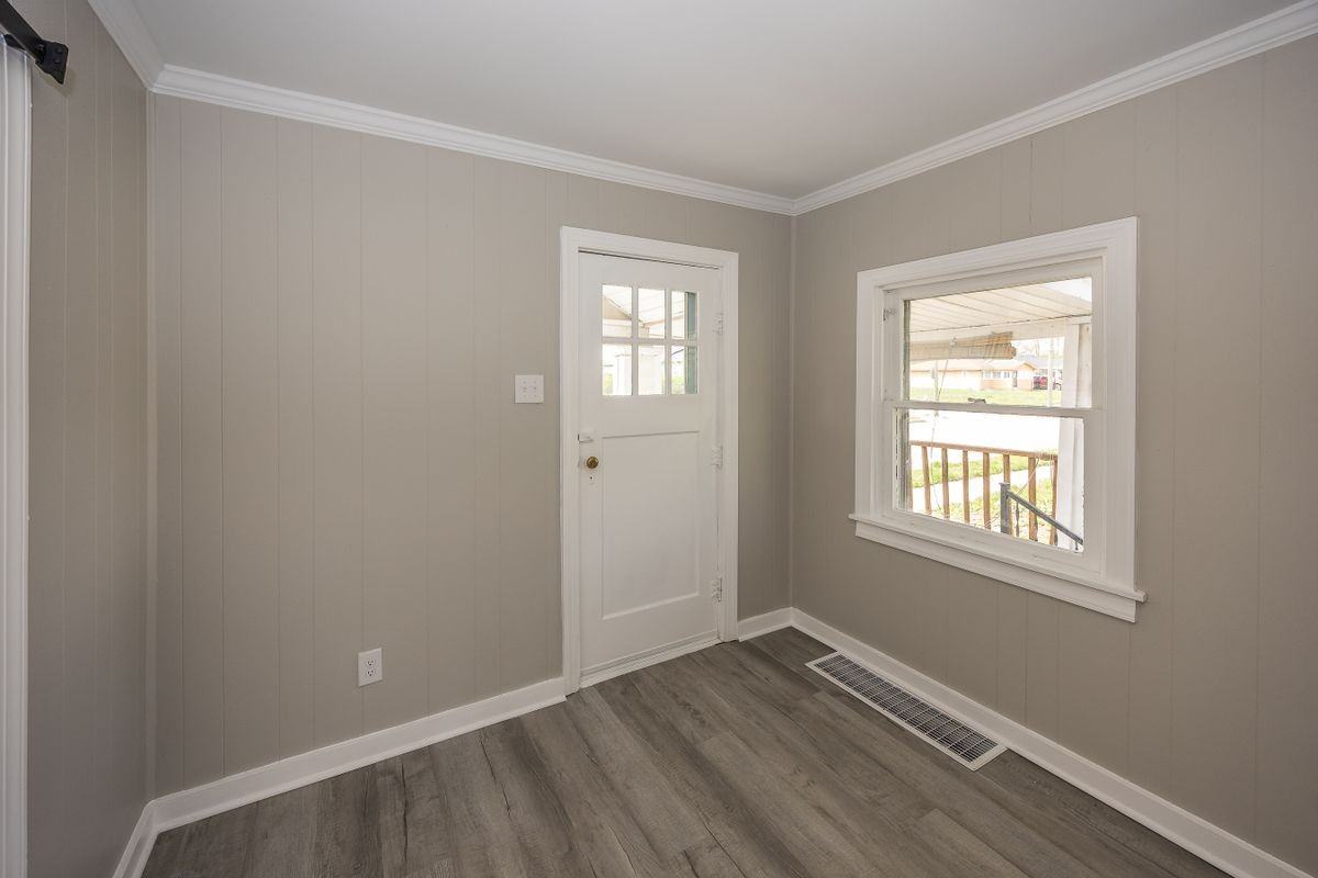 3012 E Minnesota St - Photo 2 of 17