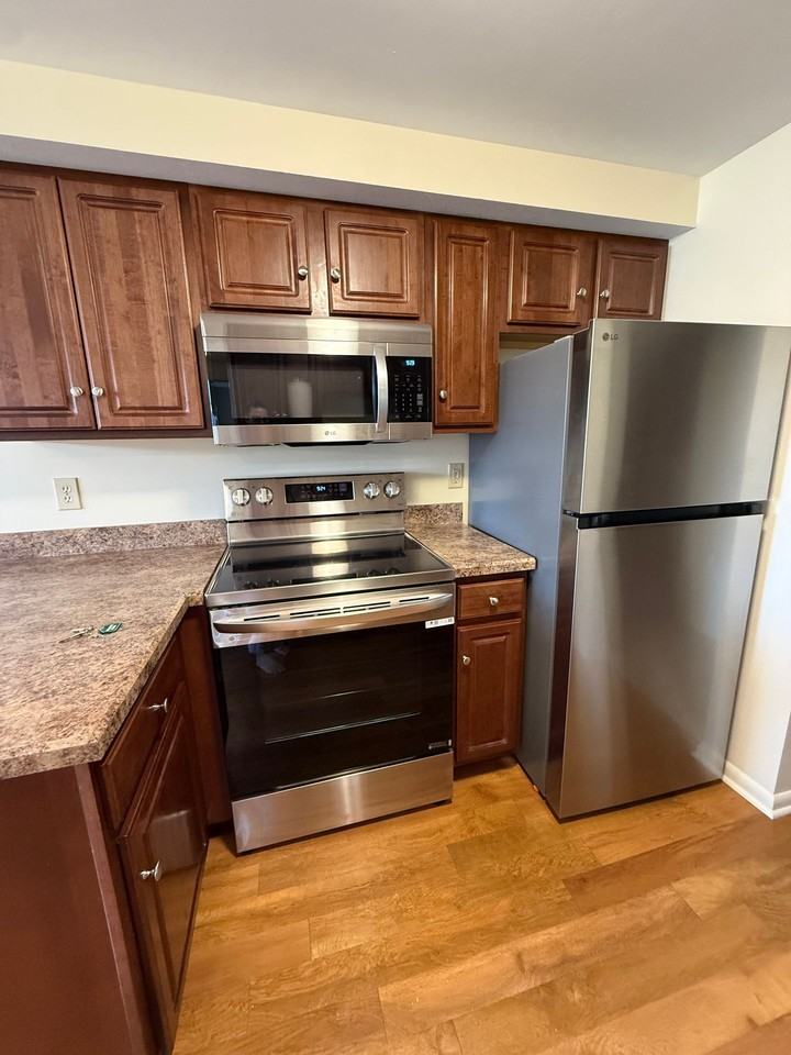 8821 New Country Dr - Photo 2 of 34