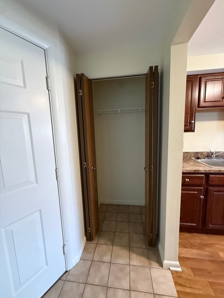 8821 New Country Dr - Photo 4 of 34