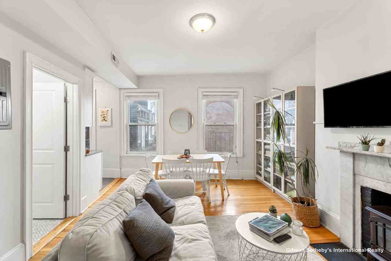 62 W Cedar St #3 - Photo 7 of 18