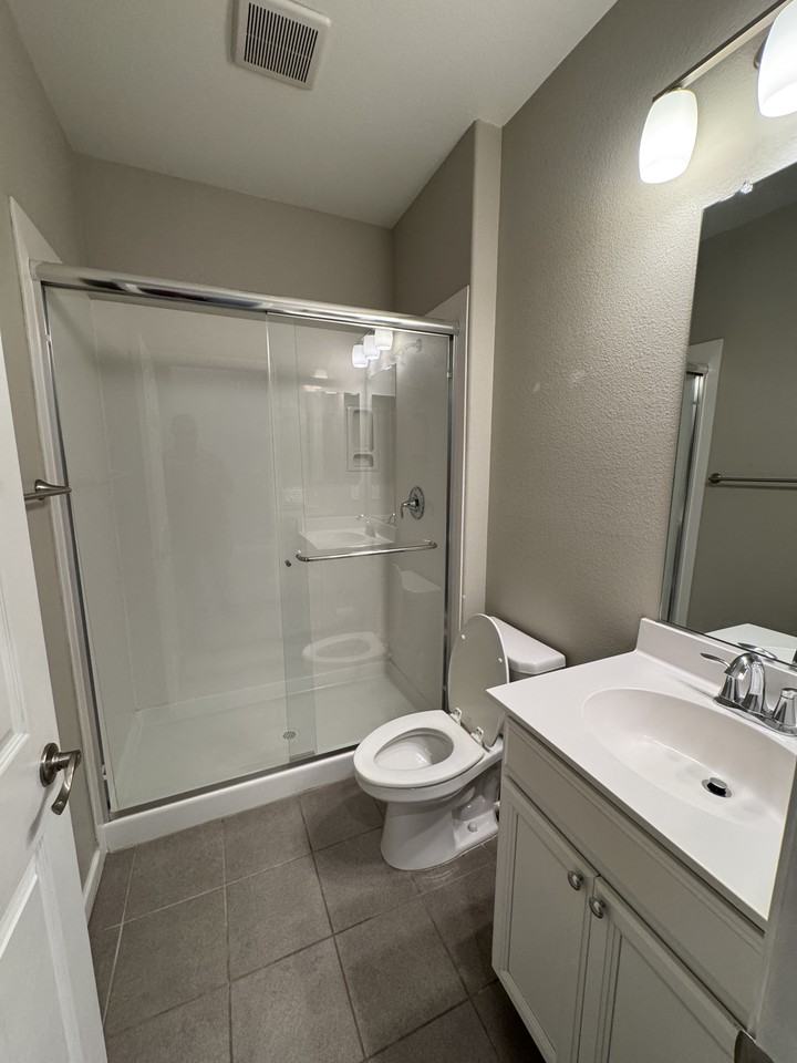 3057 Quincy Avenue - Photo 7 of 21