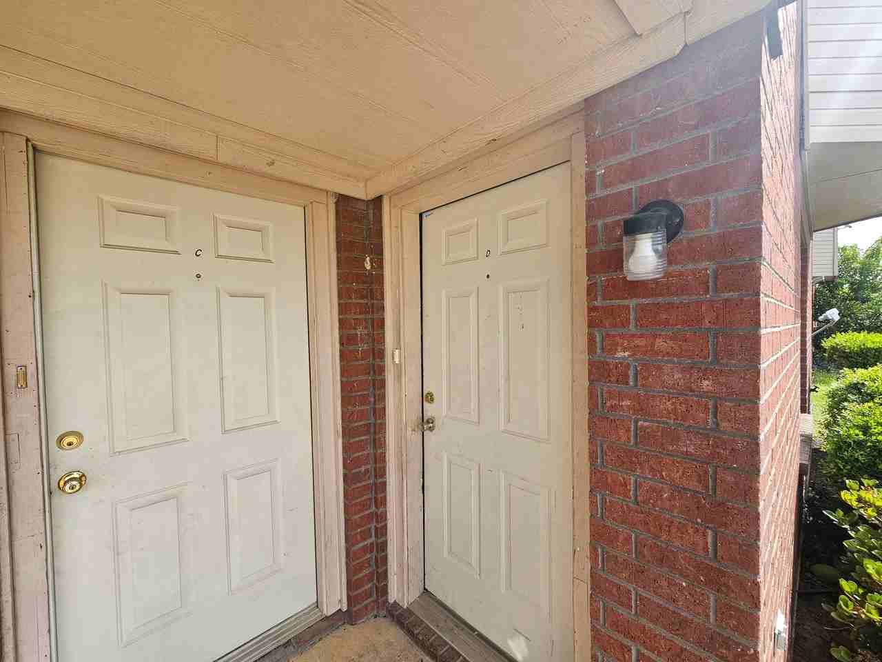 3003 Cantabrian Dr #D - Photo 2 of 27