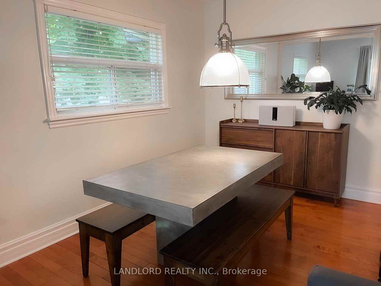 16 West Hill Dr - Photo 4 of 25