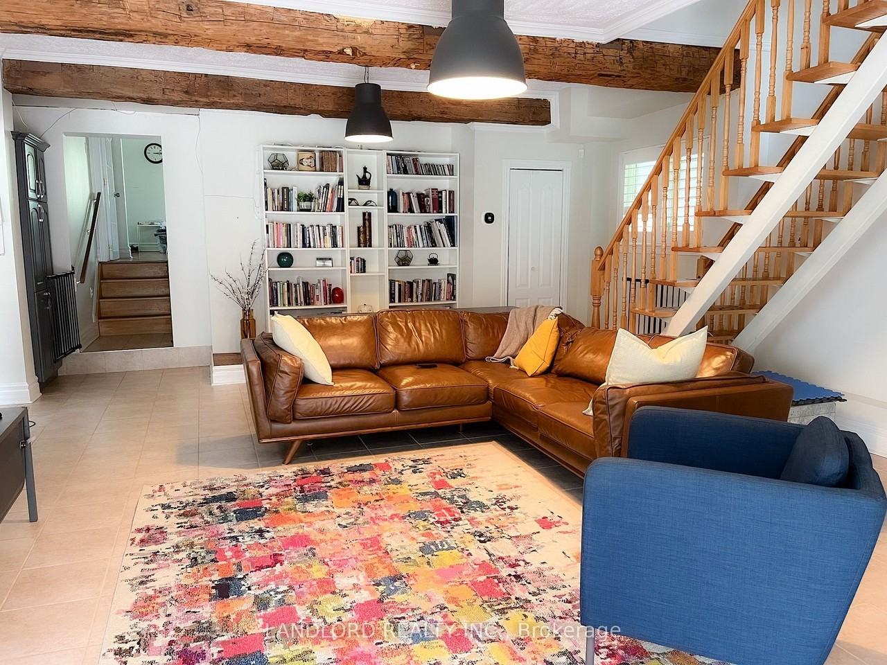 16 West Hill Dr - Photo 5 of 25