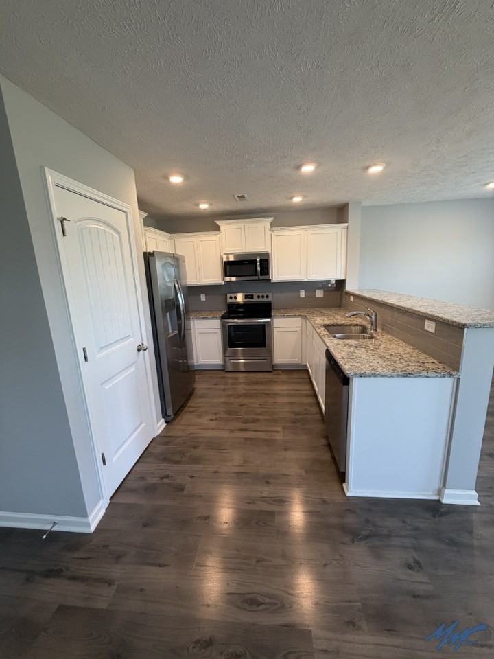 1823 Cicero Dr - Photo 5 of 20