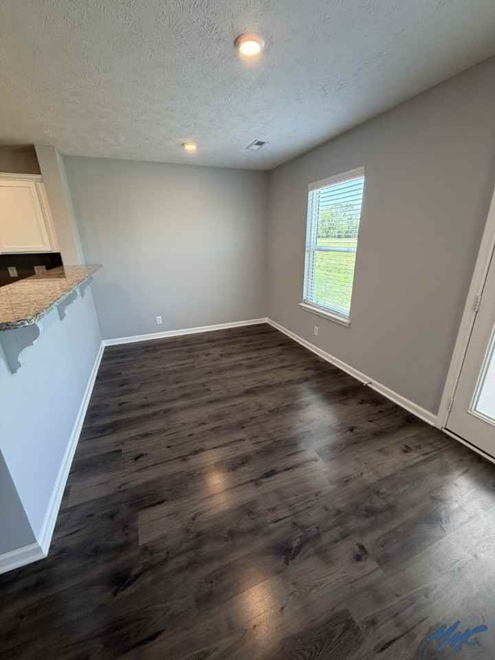 1823 Cicero Dr - Photo 6 of 20