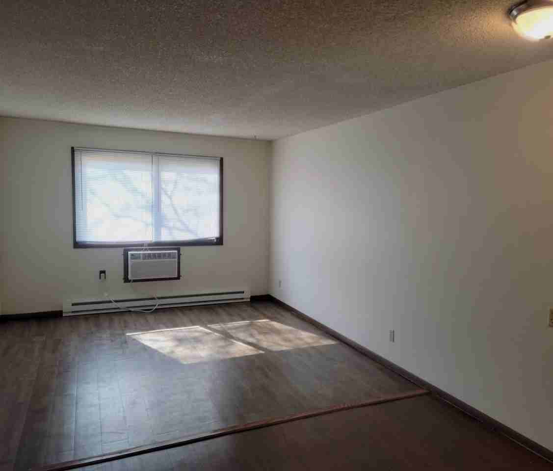 3633 Fairfax St ##202 - Photo 4 of 8