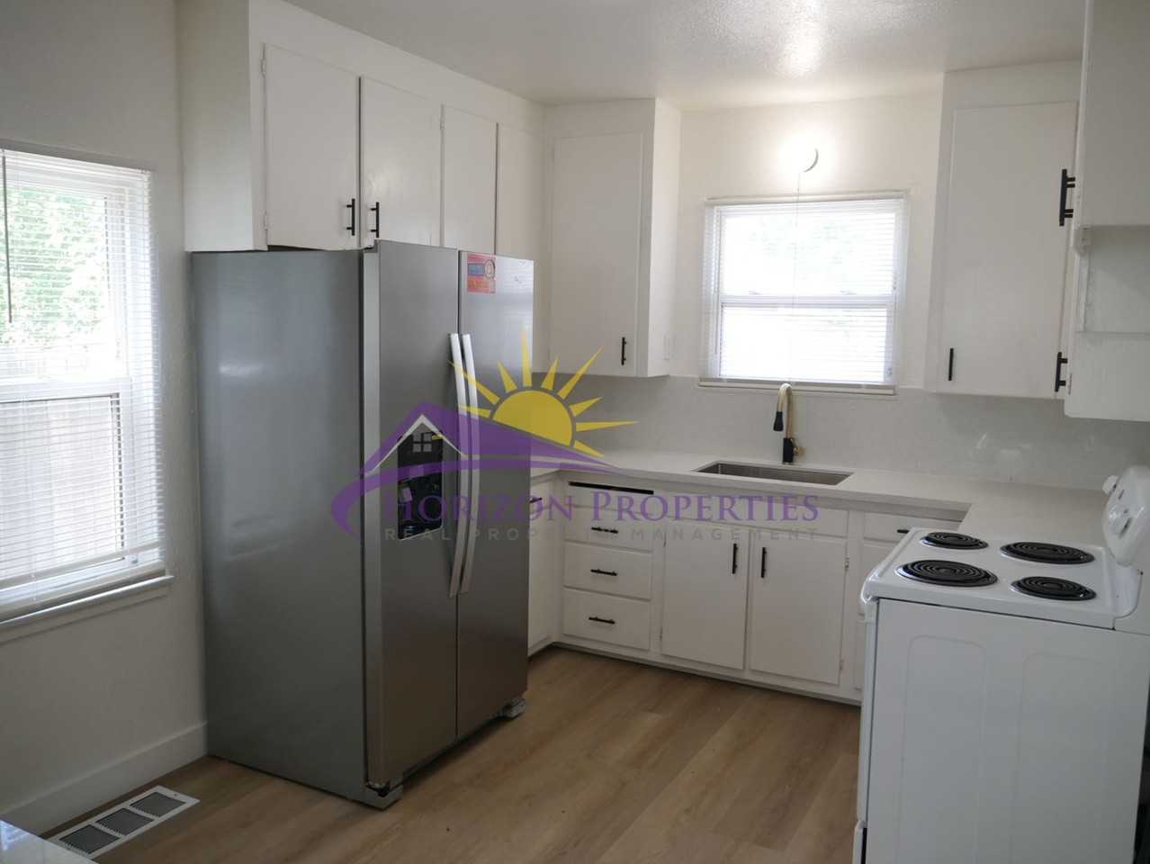 1615 Arcade Blvd - Photo 7 of 25