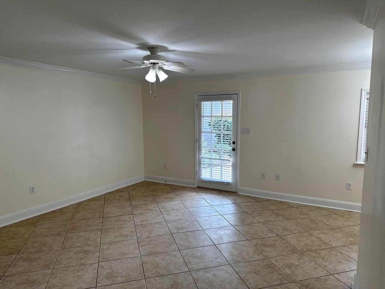 Le Bon Temps Holdings 3008 5th - Photo 5 of 29