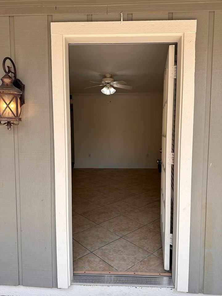 Le Bon Temps Holdings 3008 5th - Photo 7 of 29