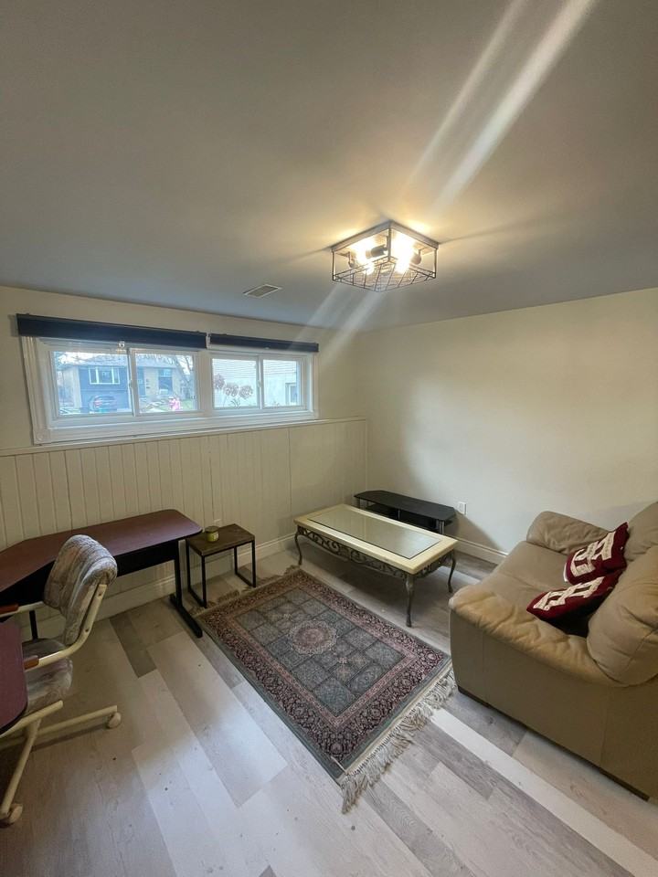 365 Roselawn Place - Photo 7 of 11