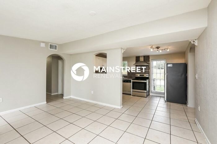 510 Georgia Ave - Photo 3 of 16