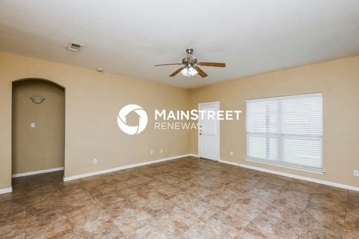 200 Kennedy Ct - Photo 4 of 16