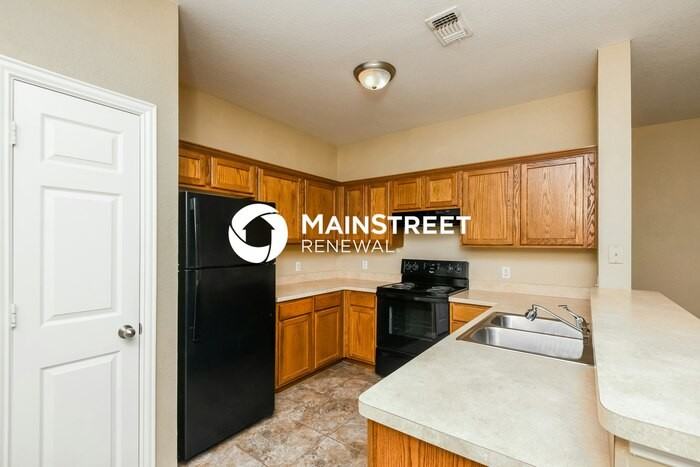 200 Kennedy Ct - Photo 6 of 16