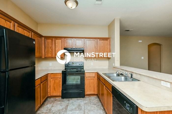 200 Kennedy Ct - Photo 7 of 16