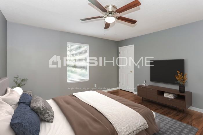 10334 Bradley Rd - Photo 7 of 16