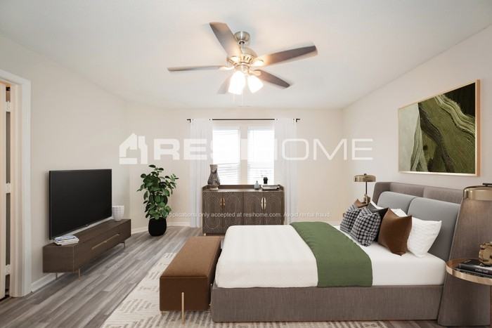 4366 Fullwood Ct - Photo 3 of 19