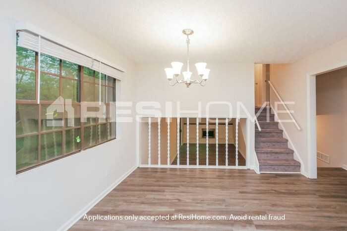 8240 Blackfoot Trl - Photo 7 of 25