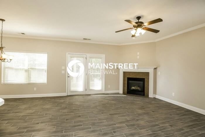 4715 Sweetwater Dr - Photo 5 of 16