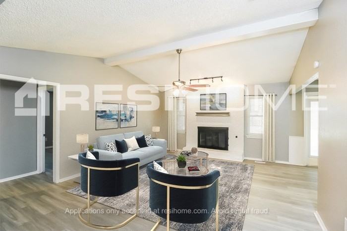 2329 Sw 103rd Ter - Photo 6 of 19