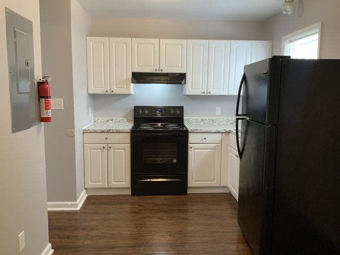 206 W 15th St #8 - Photo 6 of 10