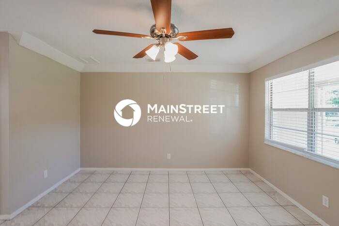 4233 Anthony Ln - Photo 4 of 16