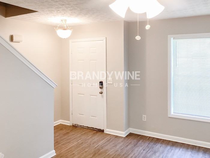 3725 Patti Pkwy - Photo 2 of 27