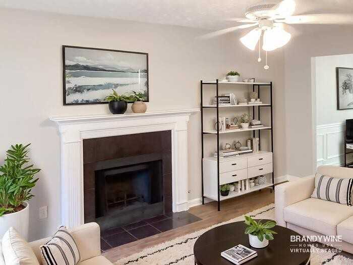 3725 Patti Pkwy - Photo 3 of 27