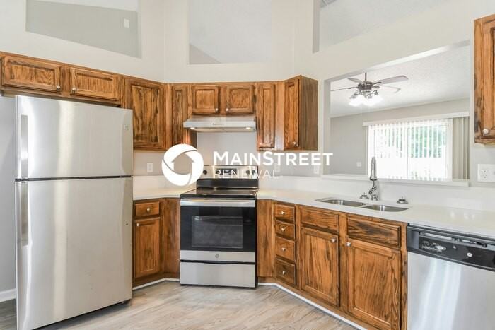 5948 Wentworth Cir S - Photo 6 of 16