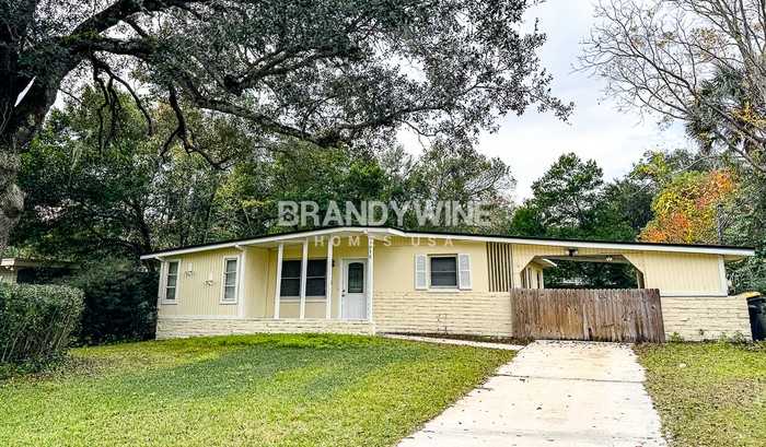 1936 Constant Dr - Photo 2 of 17