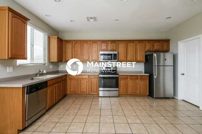 31245 N Cavalier Dr - Photo 7 of 17