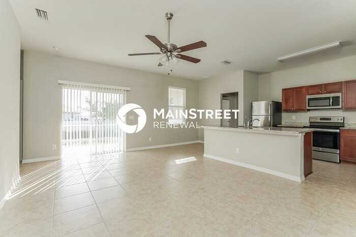 1137 Nw 19th Ave - Photo 3 of 16