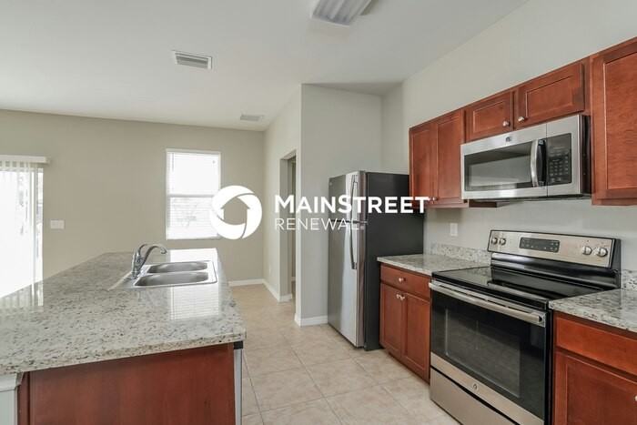 1137 Nw 19th Ave - Photo 6 of 16