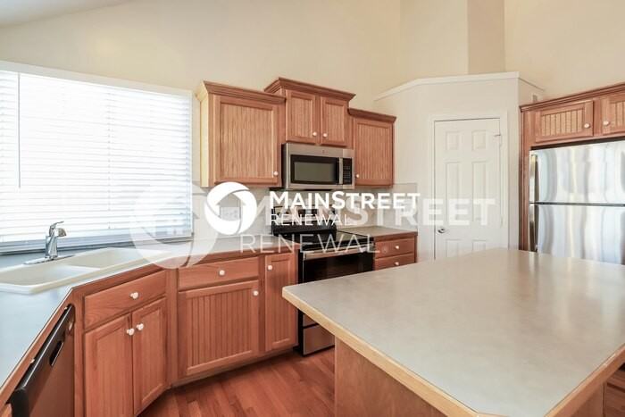 2304 Sumter Ct - Photo 7 of 17