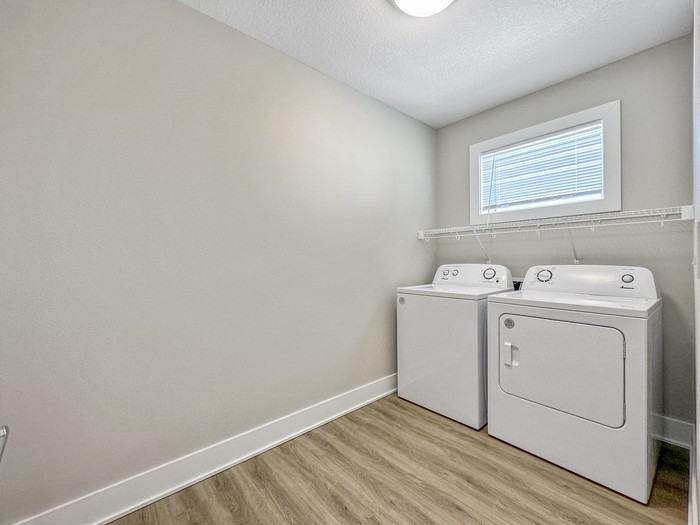 1408 Ne Primrose Ln - Photo 7 of 20