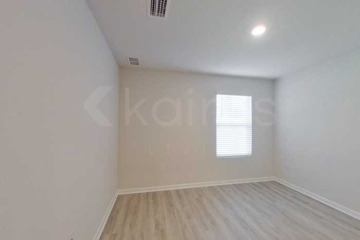 245 Monarch Ln - Photo 6 of 25