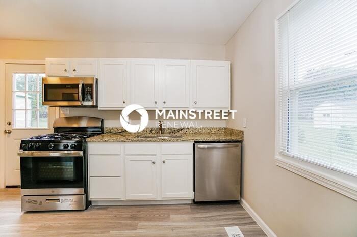 973 Exeter Rd - Photo 6 of 17