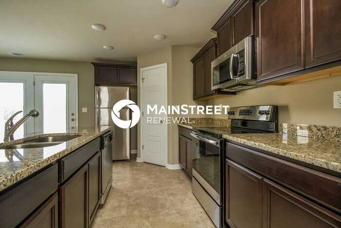 724 Hollandale Rd - Photo 7 of 18