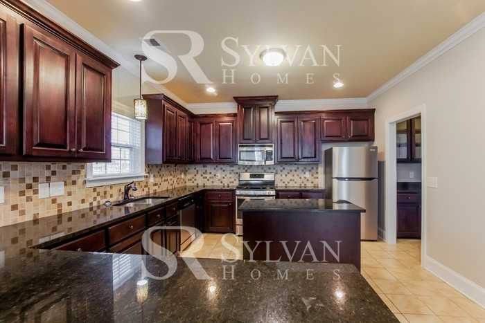 133 Scarborough Dr - Photo 7 of 16