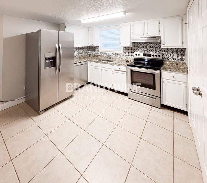 12744 Serenade Cir S - Photo 6 of 18