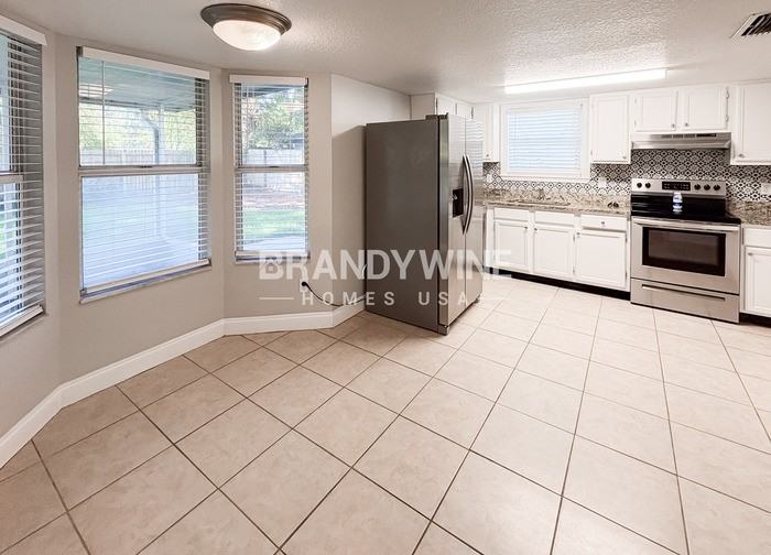 12744 Serenade Cir S - Photo 7 of 18