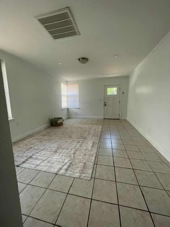 401 Waccamaw Ave - Photo 3 of 12