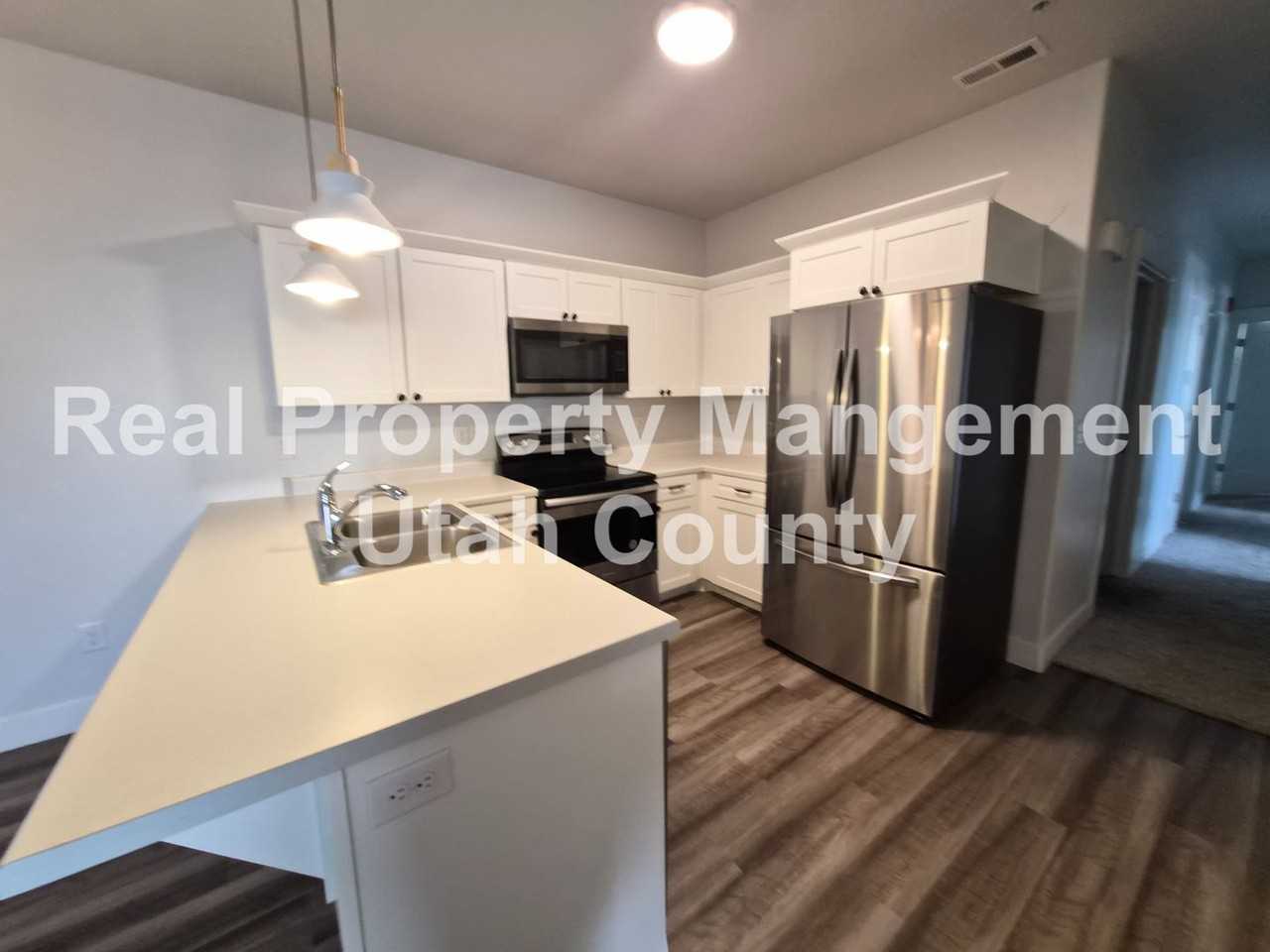 3323 W Hardman Way - Photo 2 of 27