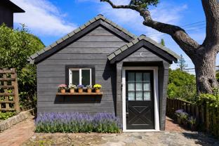 Charming 8 - Photo 1 of 1