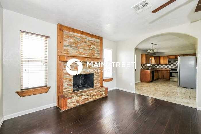 700 Sw 12th St - Photo 5 of 17