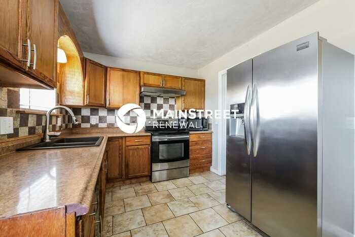 700 Sw 12th St - Photo 6 of 17