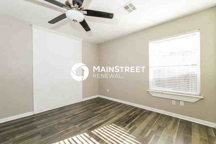 700 Sw 12th St - Photo 7 of 17